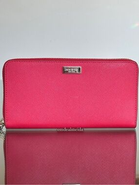 Kate Spade Laurel Way Safiano Leather Zip Around Red Hot Chilli Wallet